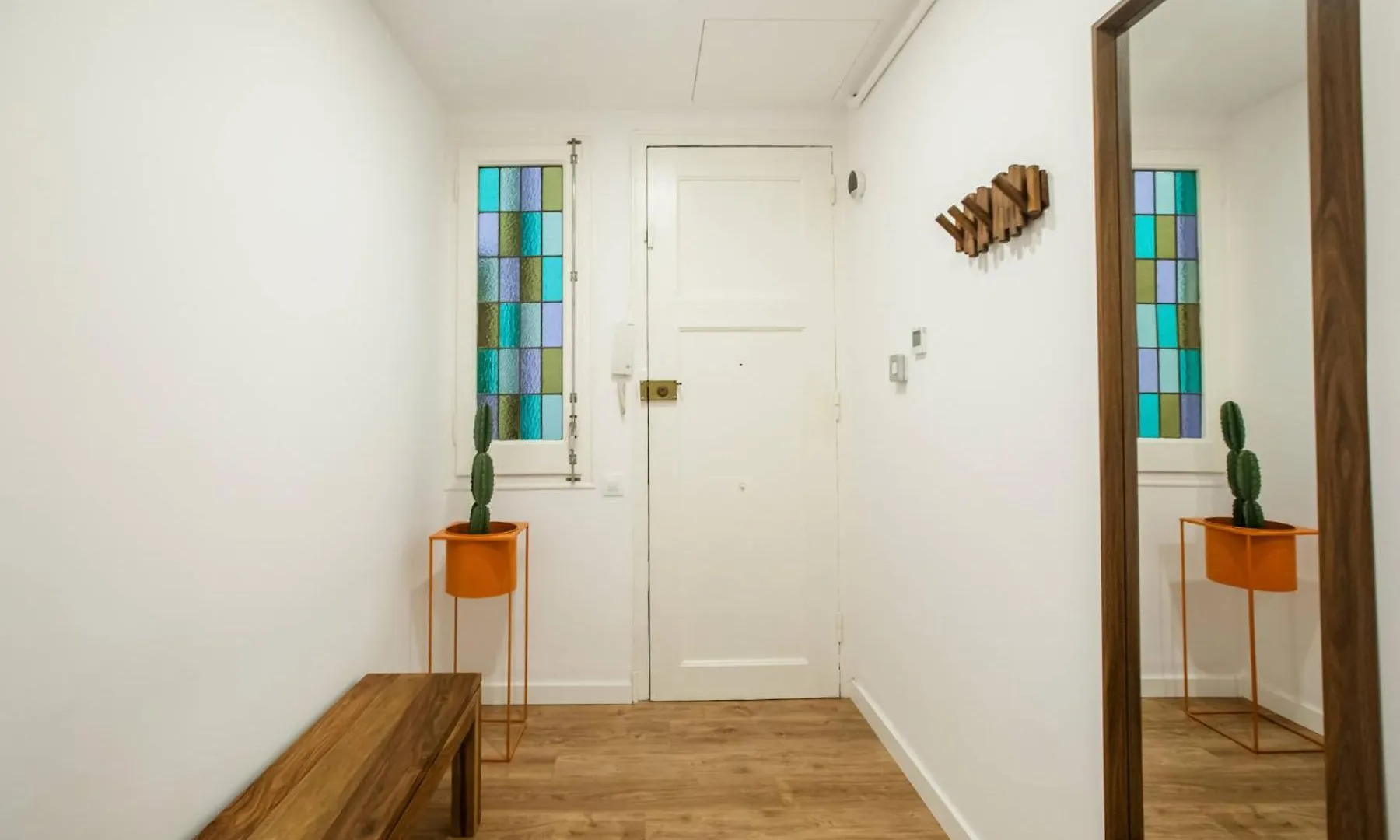 バルセロナ33Par1094 - Magnific 2Br Flat In Poble Secアパートメント アパート